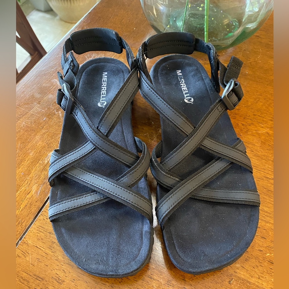 Black Merrell performance sandals